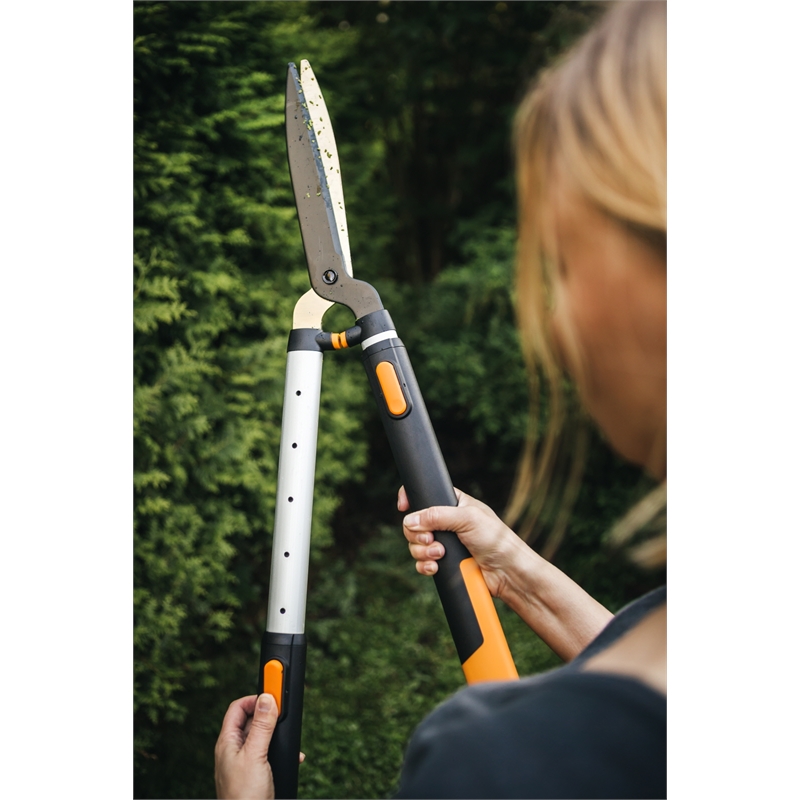 Fiskars Smartfit Hs86 Telescopic Hedge Shear Bunnings Warehouse 0507